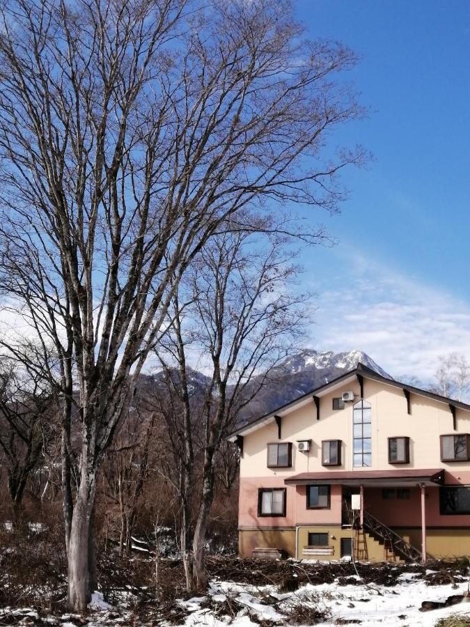 Guesthouse Aozora Blue Sky Myoko Eksteriør billede